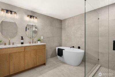 3702 W Fulton Street , Seattle, WA 98199 - Photo 28