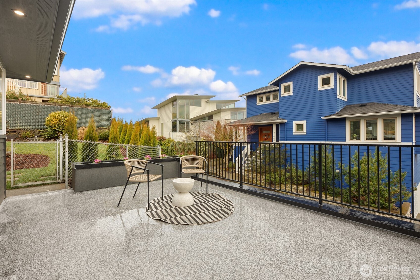 3702 W Fulton Street , Seattle, WA 98199