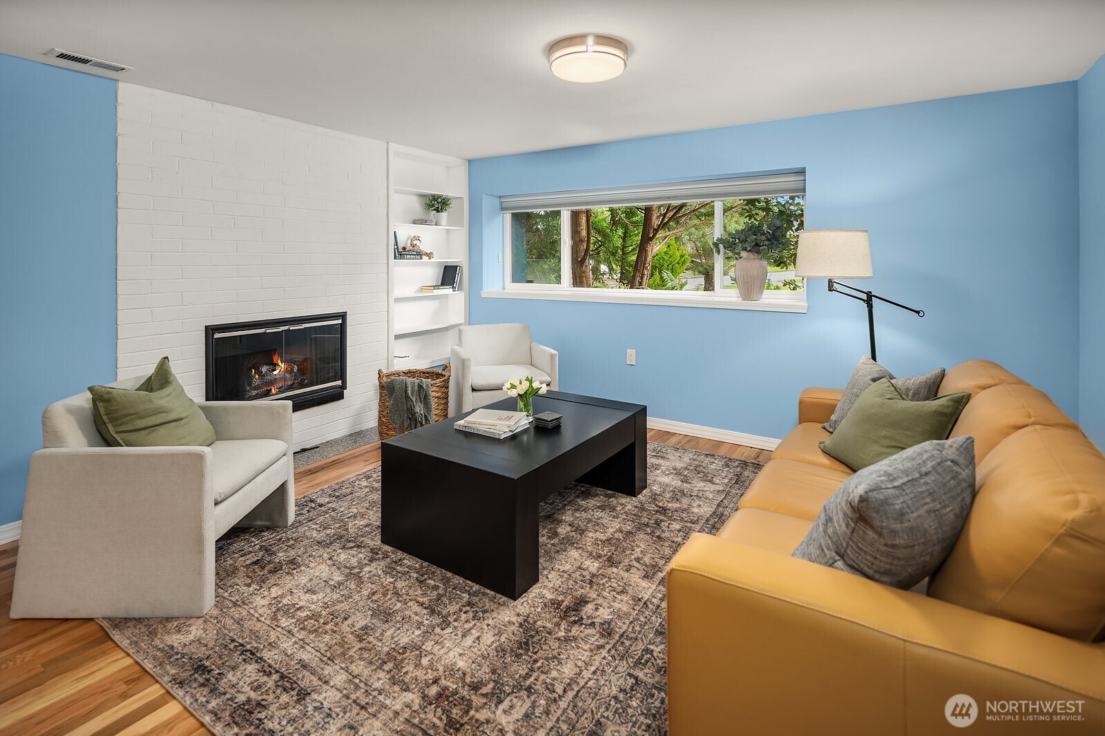 909 110th Avenue SE, Bellevue, WA 98004