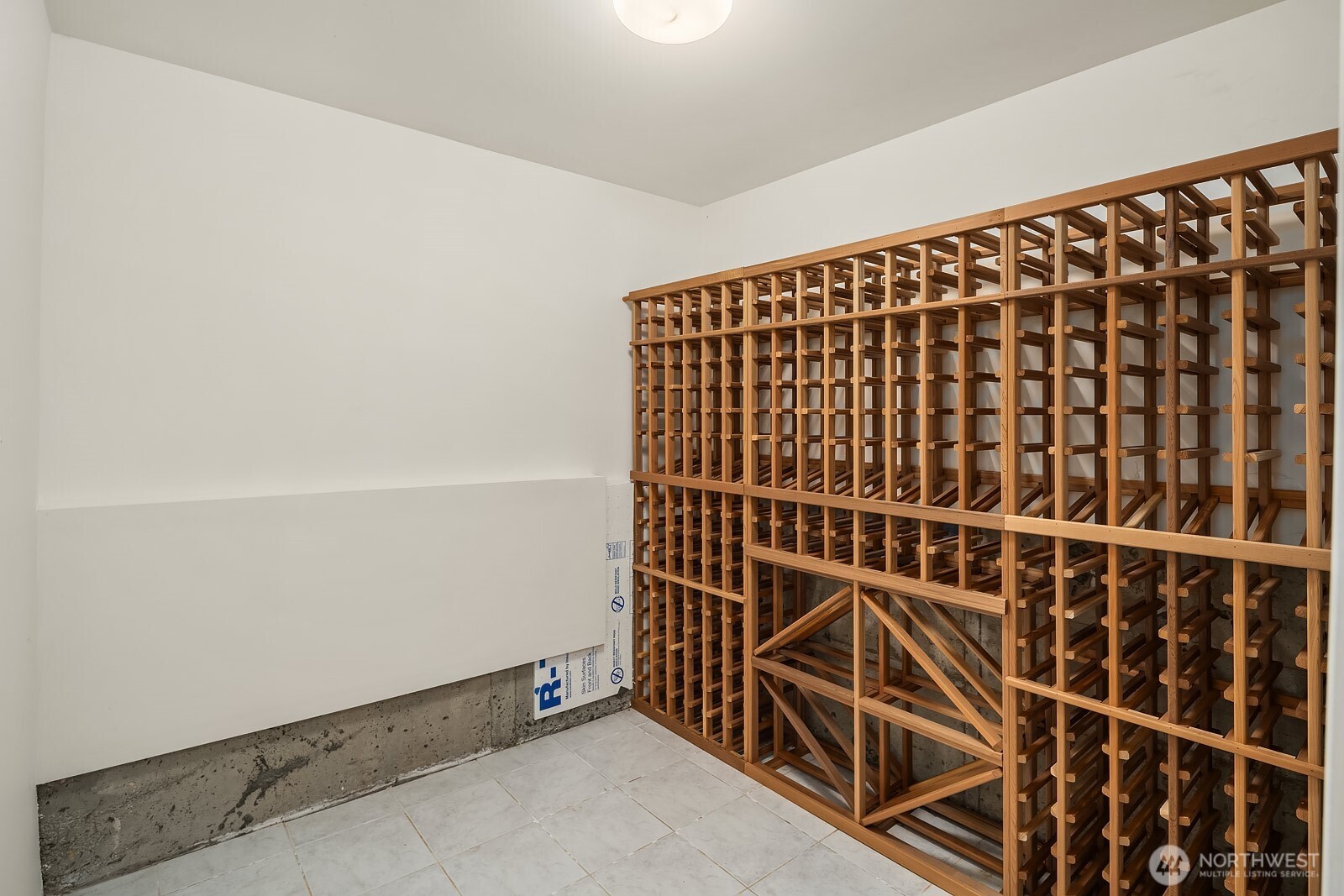 909 110th Avenue SE, Bellevue, WA 98004