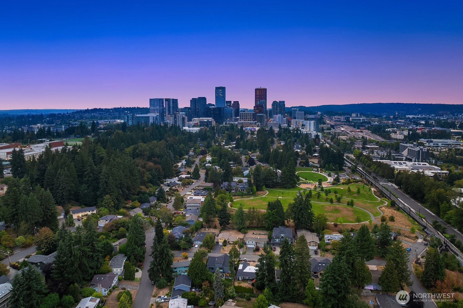 909 110th Avenue SE, Bellevue, WA 98004