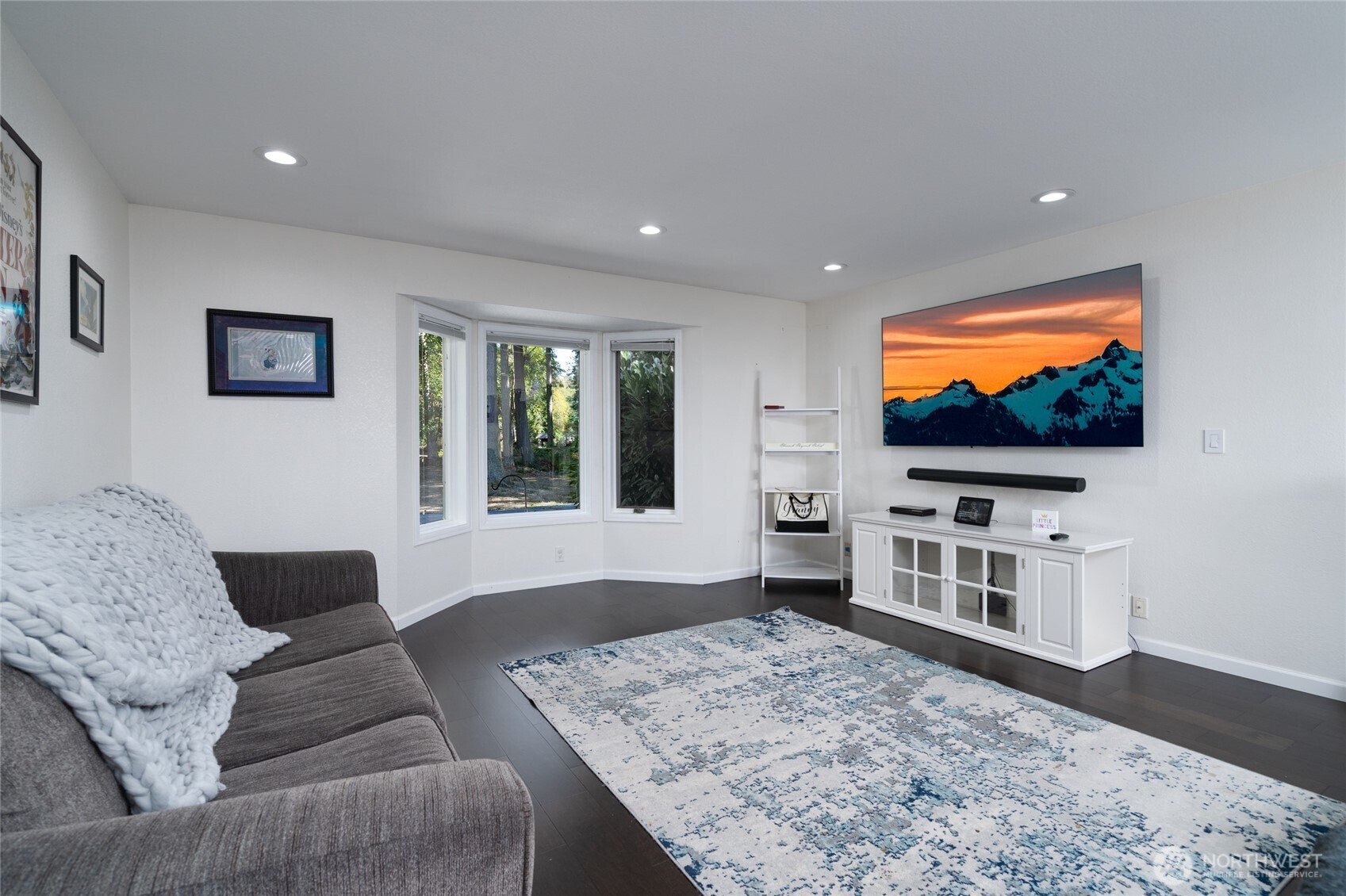 4251 Hollydale Lane , Oak Harbor, WA 98277