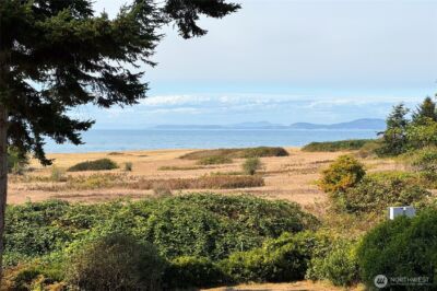 4251 Hollydale Lane , Oak Harbor, WA 98277 - Photo 4