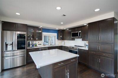 4251 Hollydale Lane , Oak Harbor, WA 98277 - Photo 5