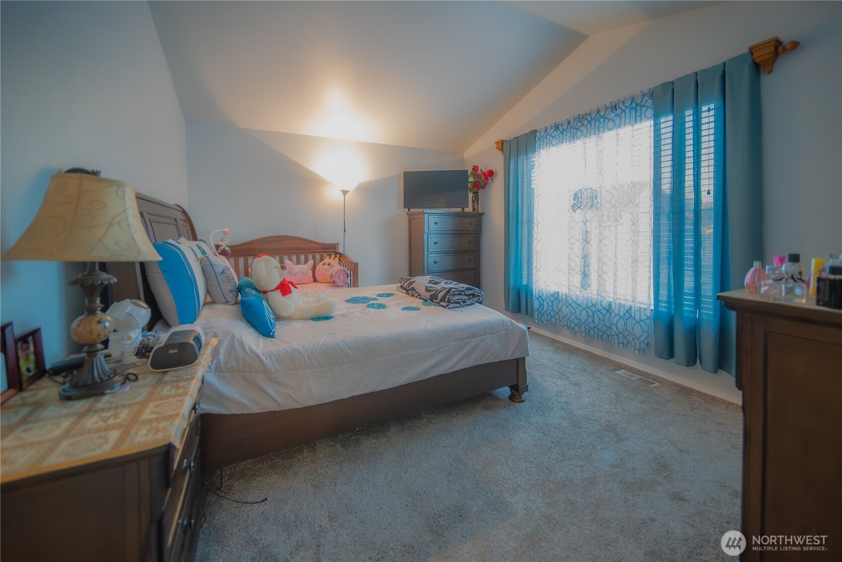 5615 S 233rd Street , Kent, WA 98032