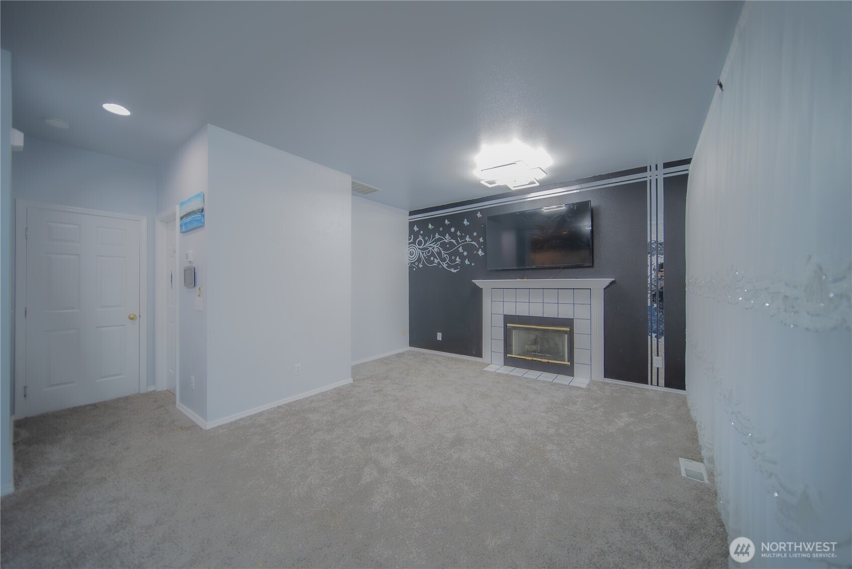 5615 S 233rd Street , Kent, WA 98032