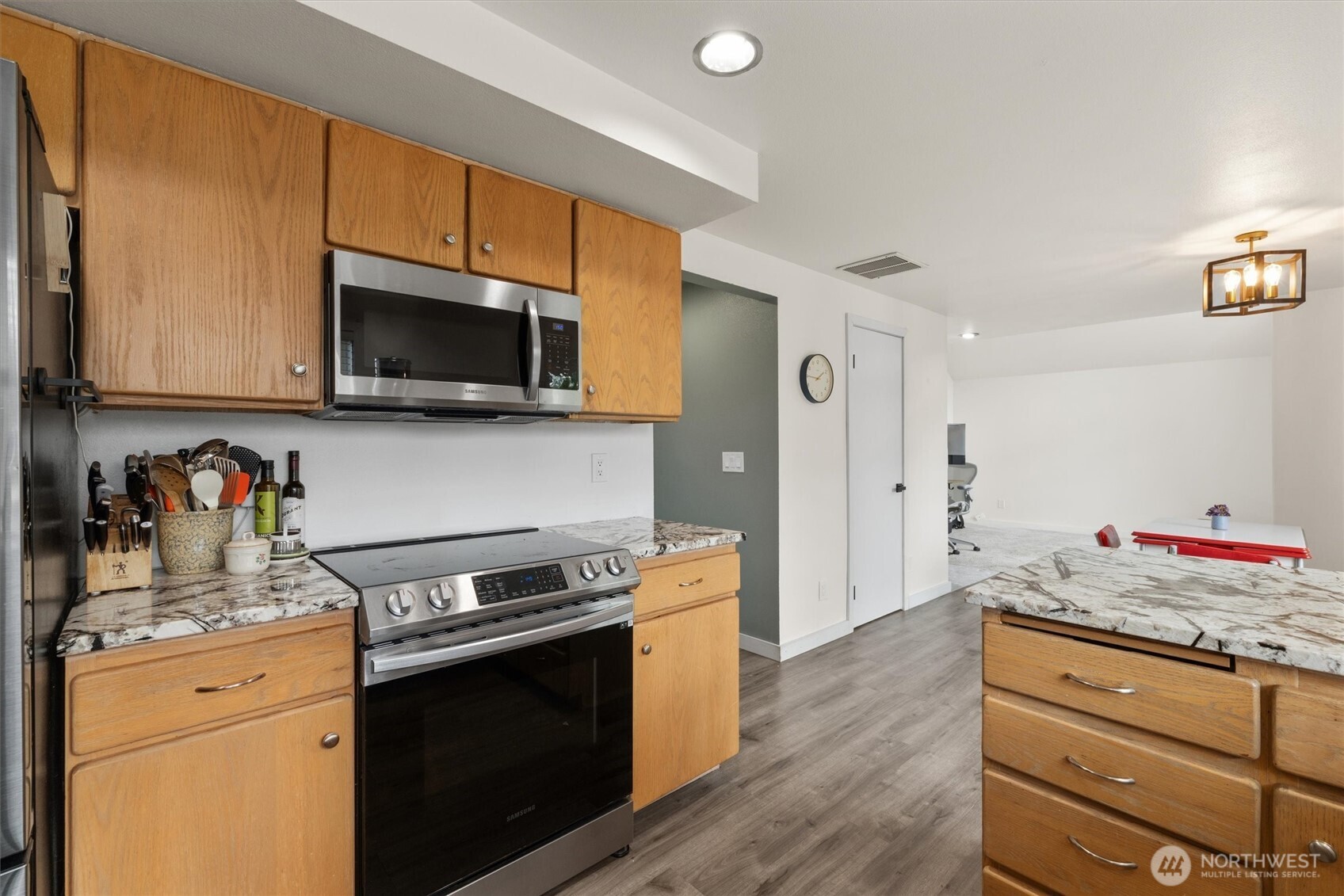 11413 SE 219th Place , Kent, WA 98031