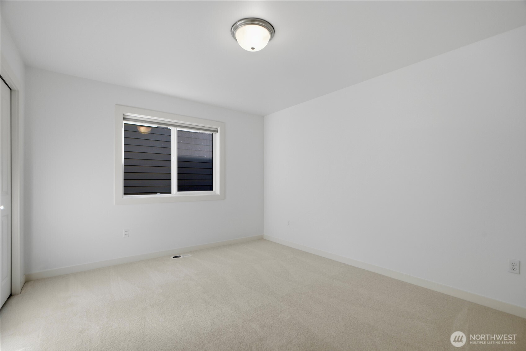 3122 SE 16th St , North Bend, WA 98045