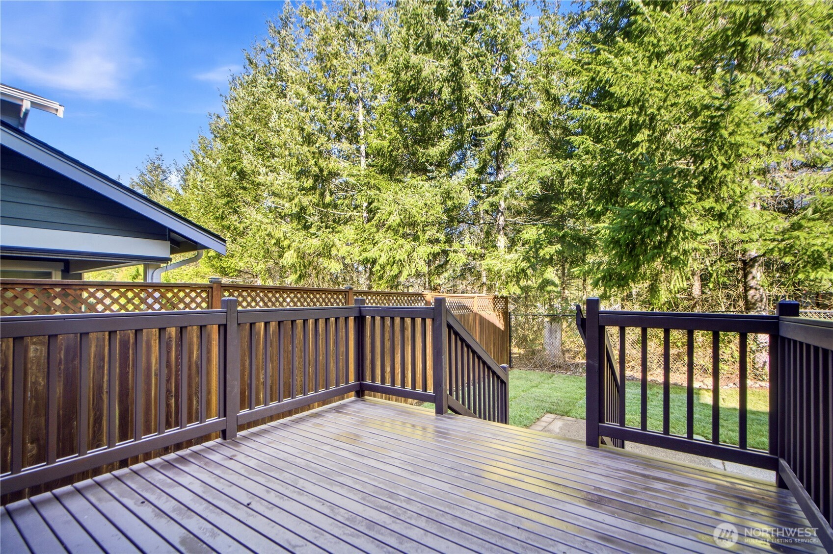 3122 SE 16th St , North Bend, WA 98045