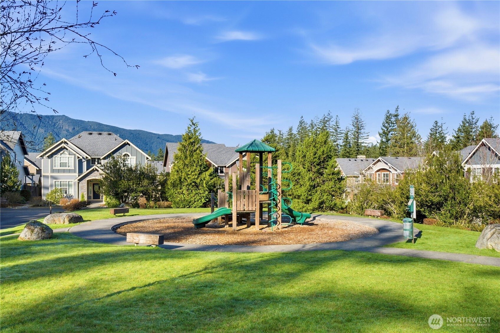 3122 SE 16th St , North Bend, WA 98045