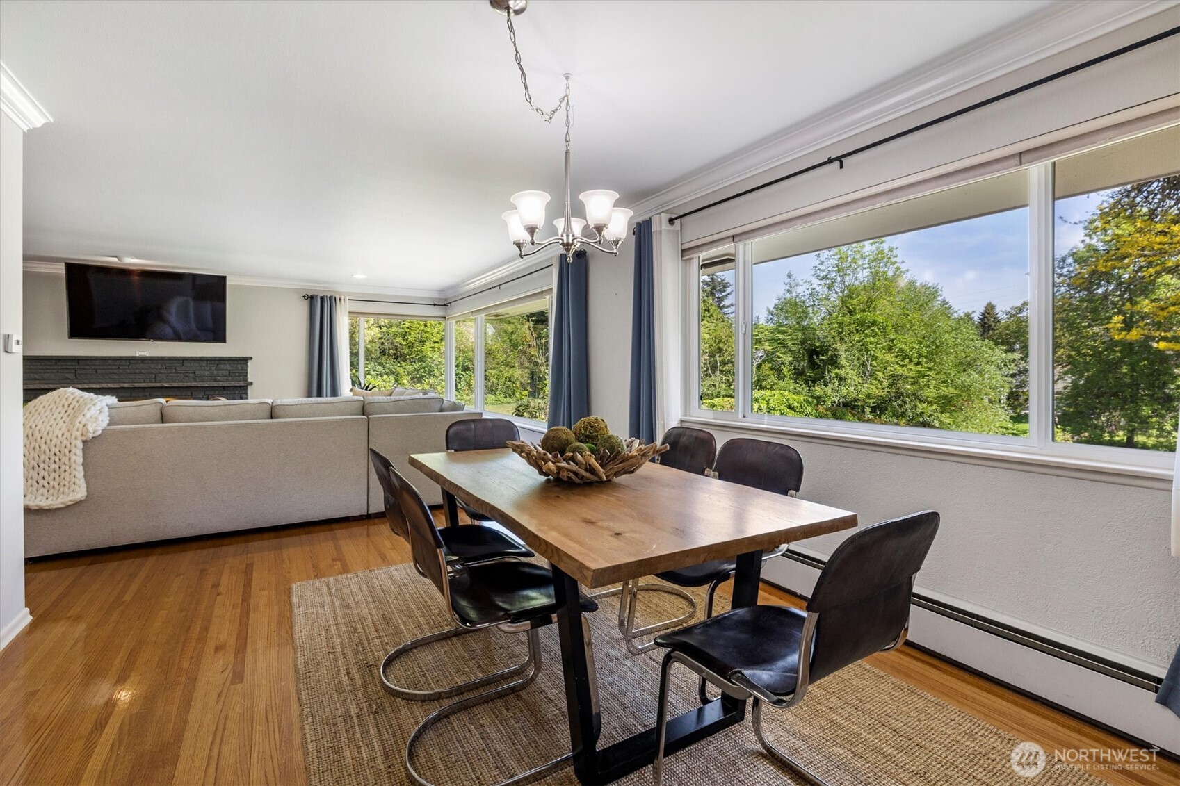 11411 Clovercrest Drive SW, Lakewood, WA 98499