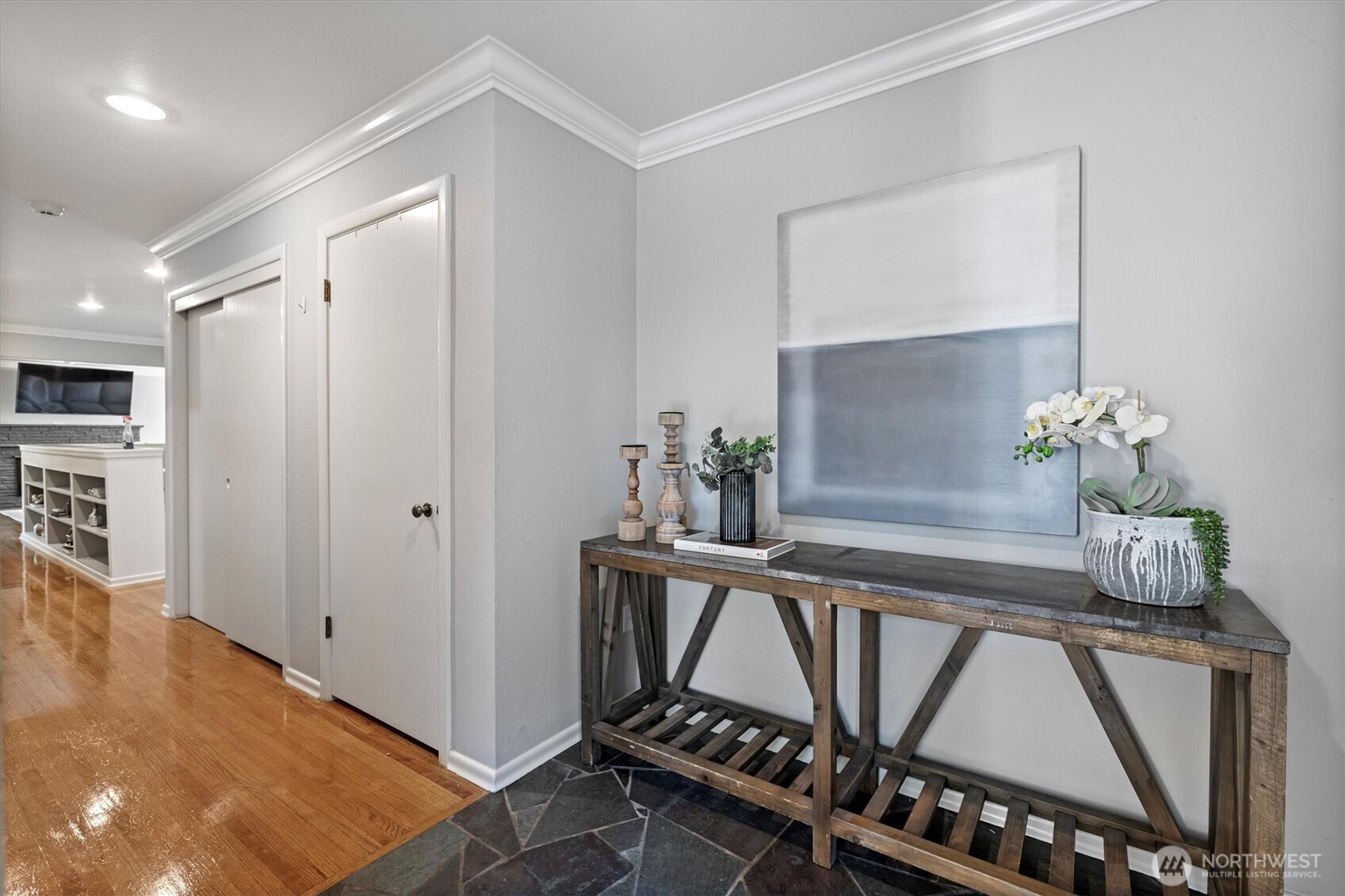 11411 Clovercrest Drive SW, Lakewood, WA 98499