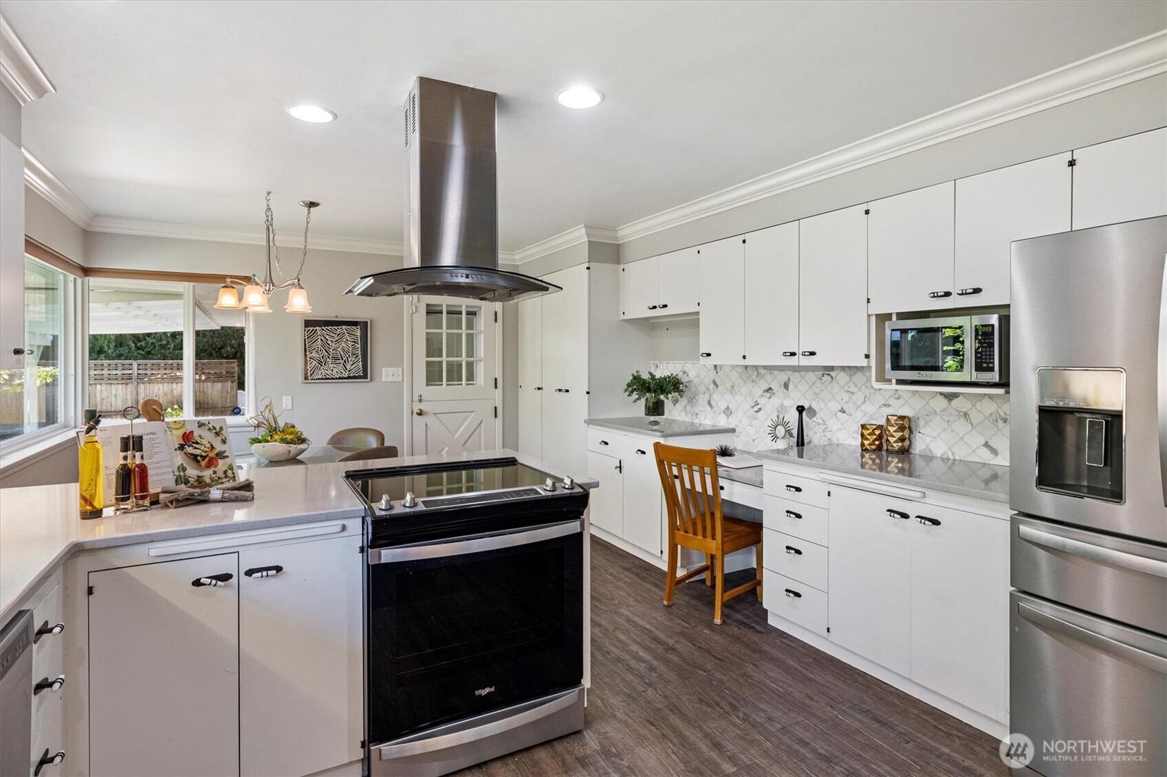 11411 Clovercrest Drive SW, Lakewood, WA 98499