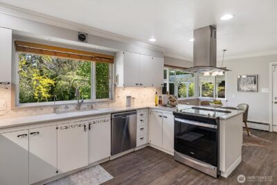 11411 Clovercrest Drive SW, Lakewood, WA 98499 - Photo 7