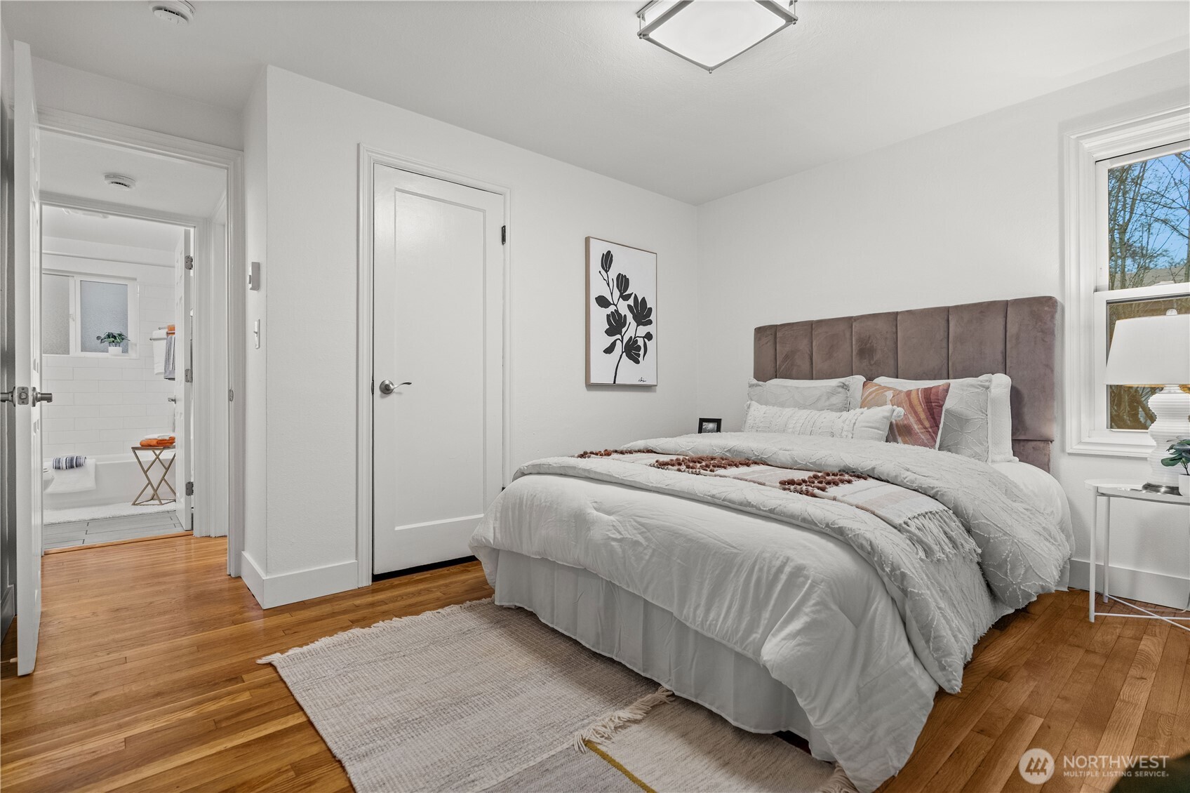 4849 25th Avenue SW, Seattle, WA 98106