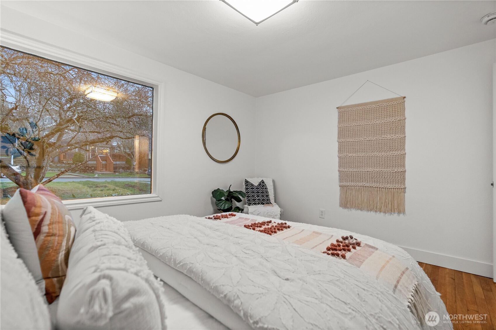 4849 25th Avenue SW, Seattle, WA 98106