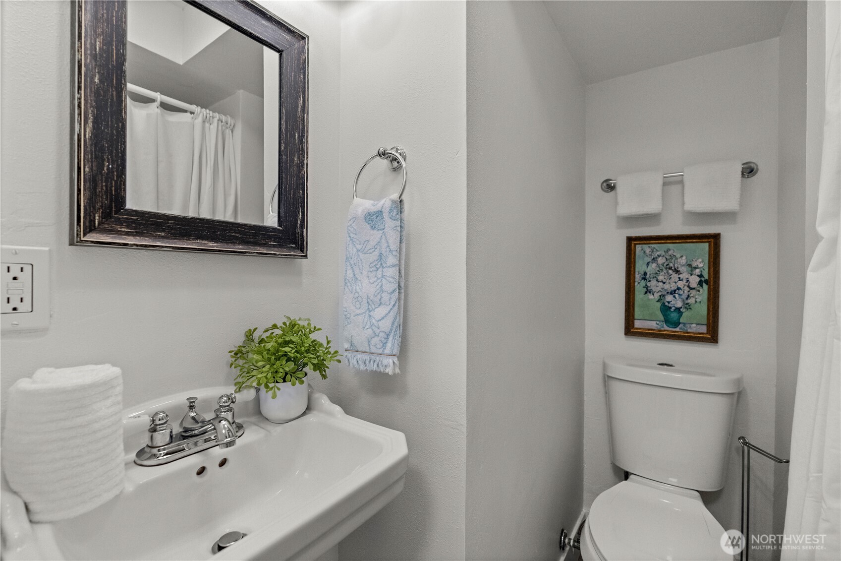 4849 25th Avenue SW, Seattle, WA 98106