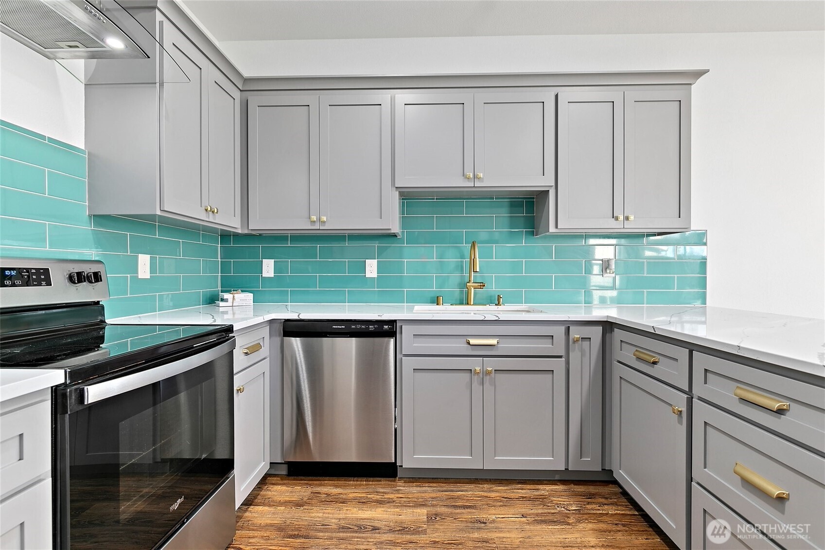 825 E 55th Street , Tacoma, WA 98404