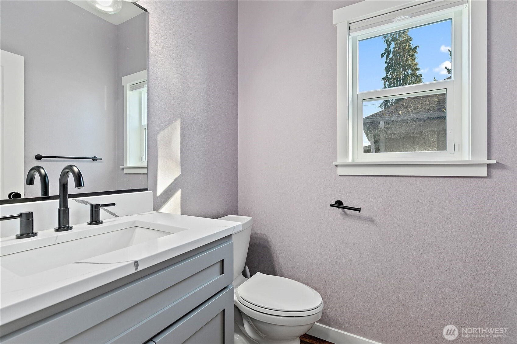 825 E 55th Street , Tacoma, WA 98404