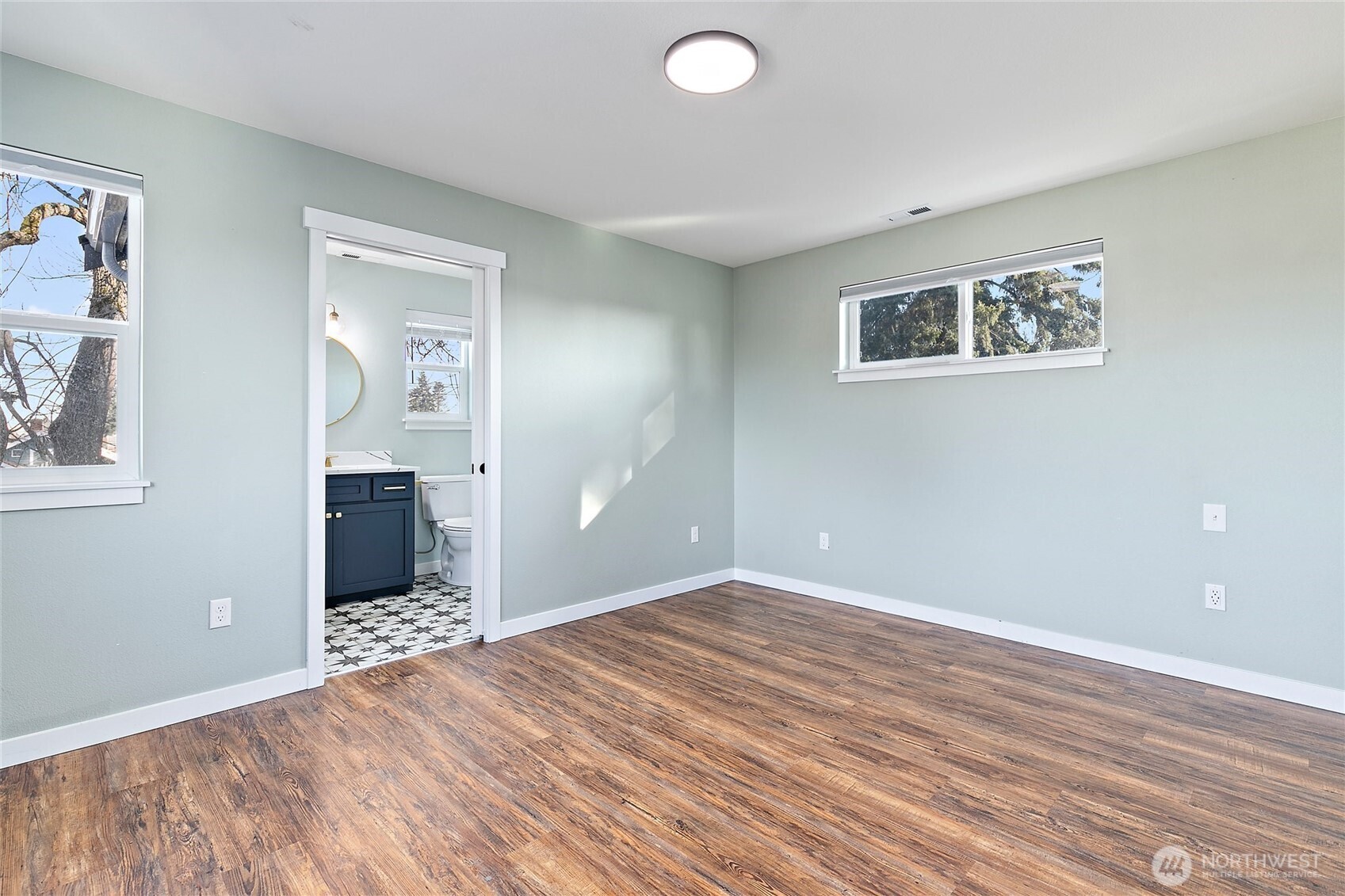 825 E 55th Street , Tacoma, WA 98404