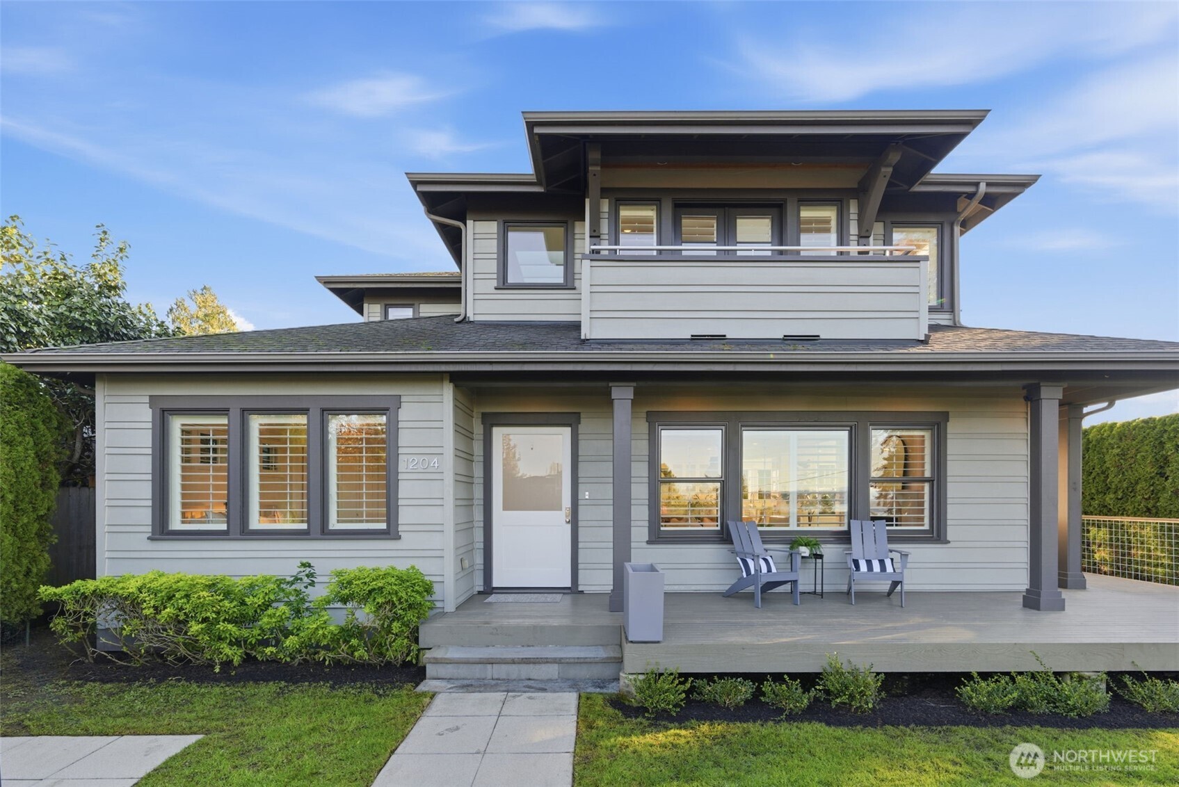 1204 6th Street W, Kirkland, WA 98033