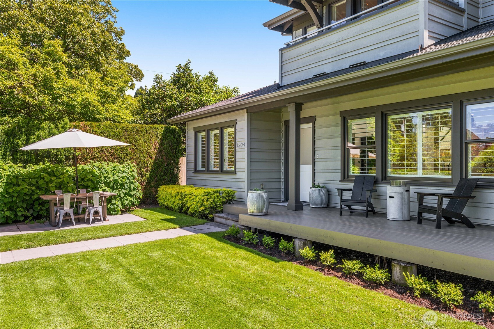 1204 6th Street W, Kirkland, WA 98033