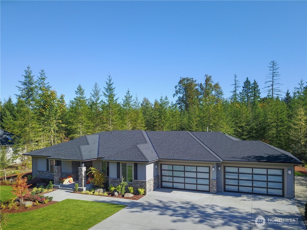 31248 218th Place SE, Black Diamond, WA 98010