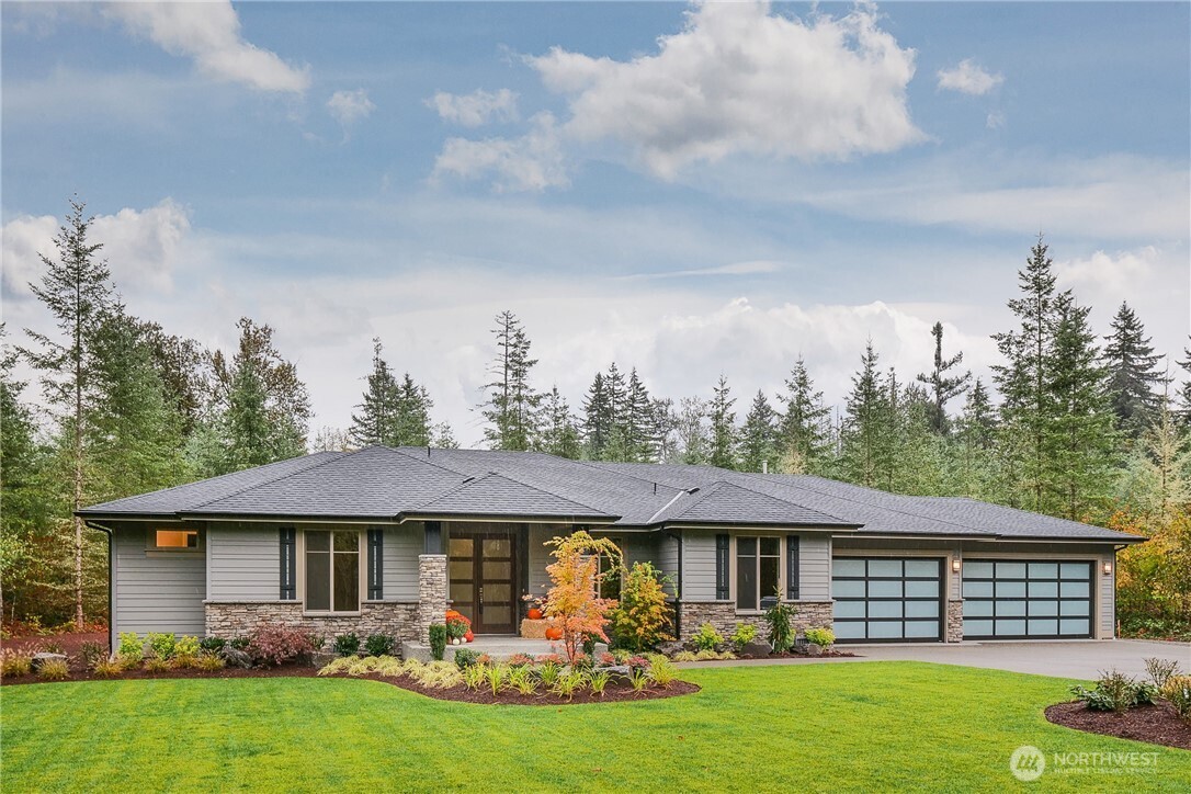 31248 218th Place SE, Black Diamond, WA 98010