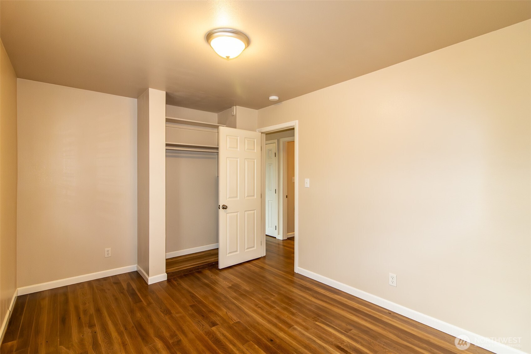 212 A&B Elm Street #A&B, Bremerton, WA 98310