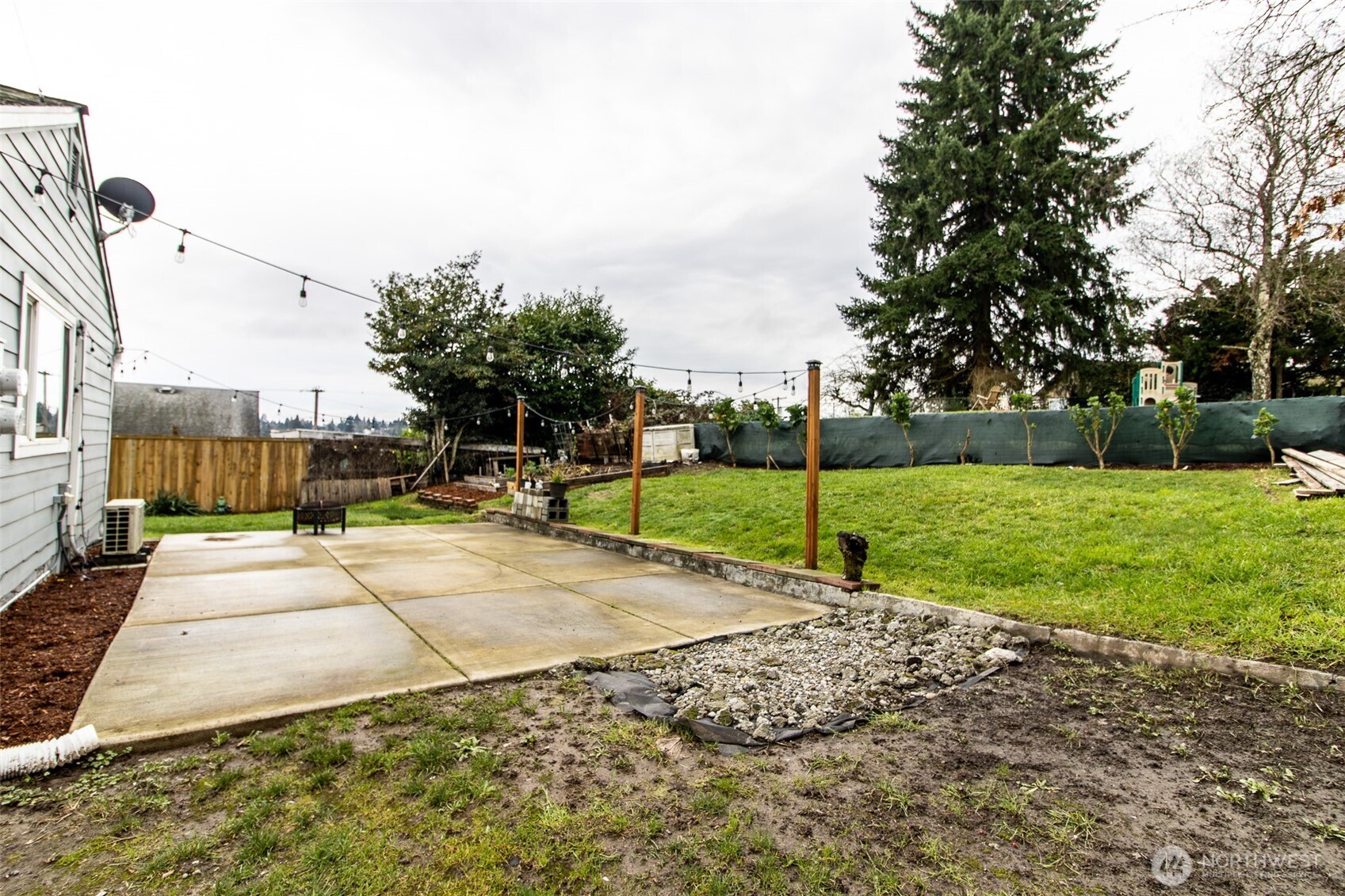 212 A&B Elm Street #A&B, Bremerton, WA 98310