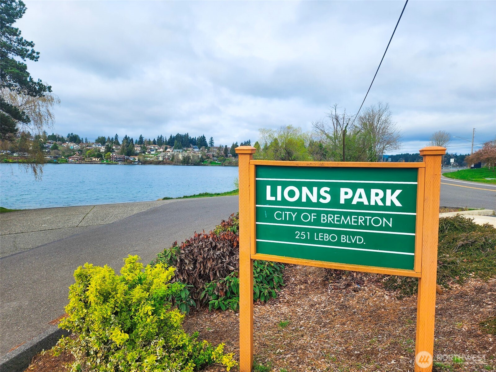 212 A&B Elm Street #A&B, Bremerton, WA 98310