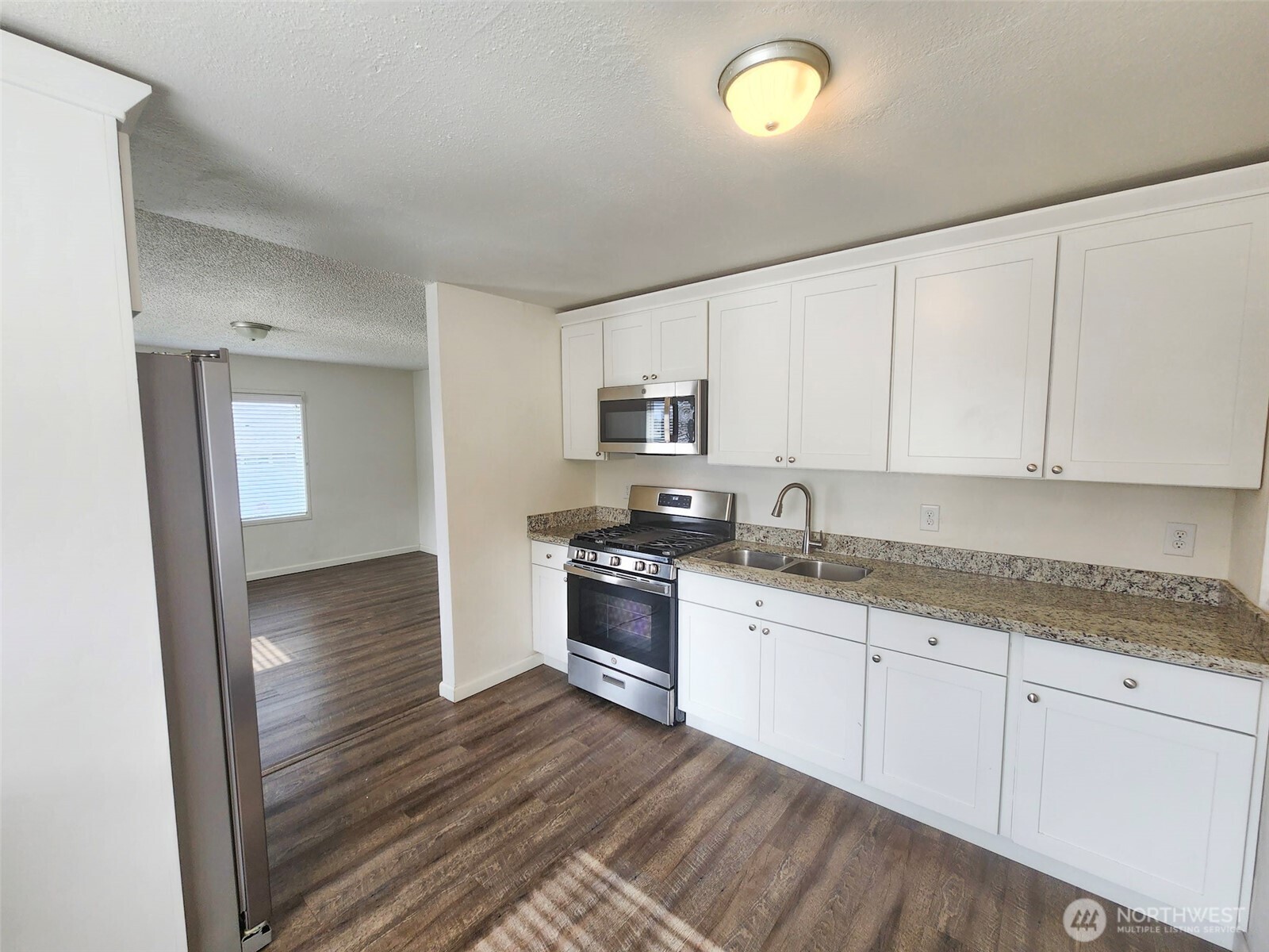 212 A&B Elm Street #A&B, Bremerton, WA 98310