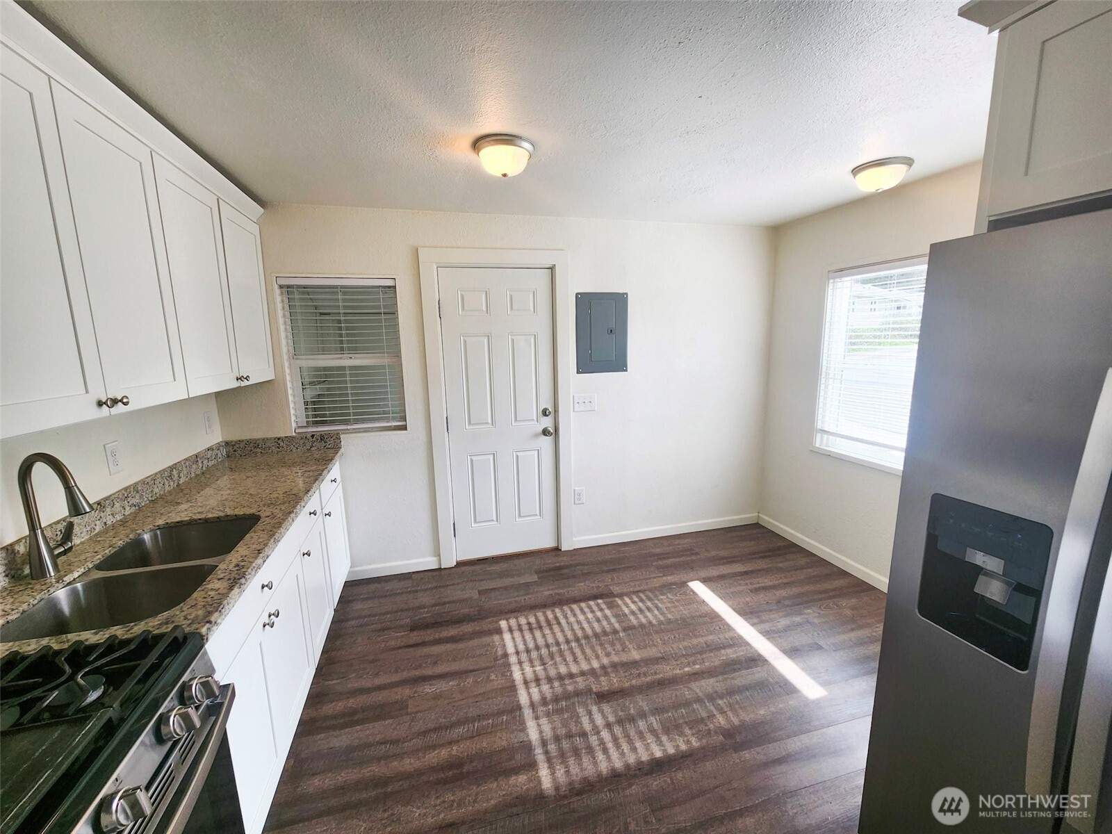 212 A&B Elm Street #A&B, Bremerton, WA 98310