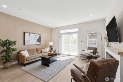 16111 36th Avenue W #J2, Lynnwood, WA 98087 - Photo 3