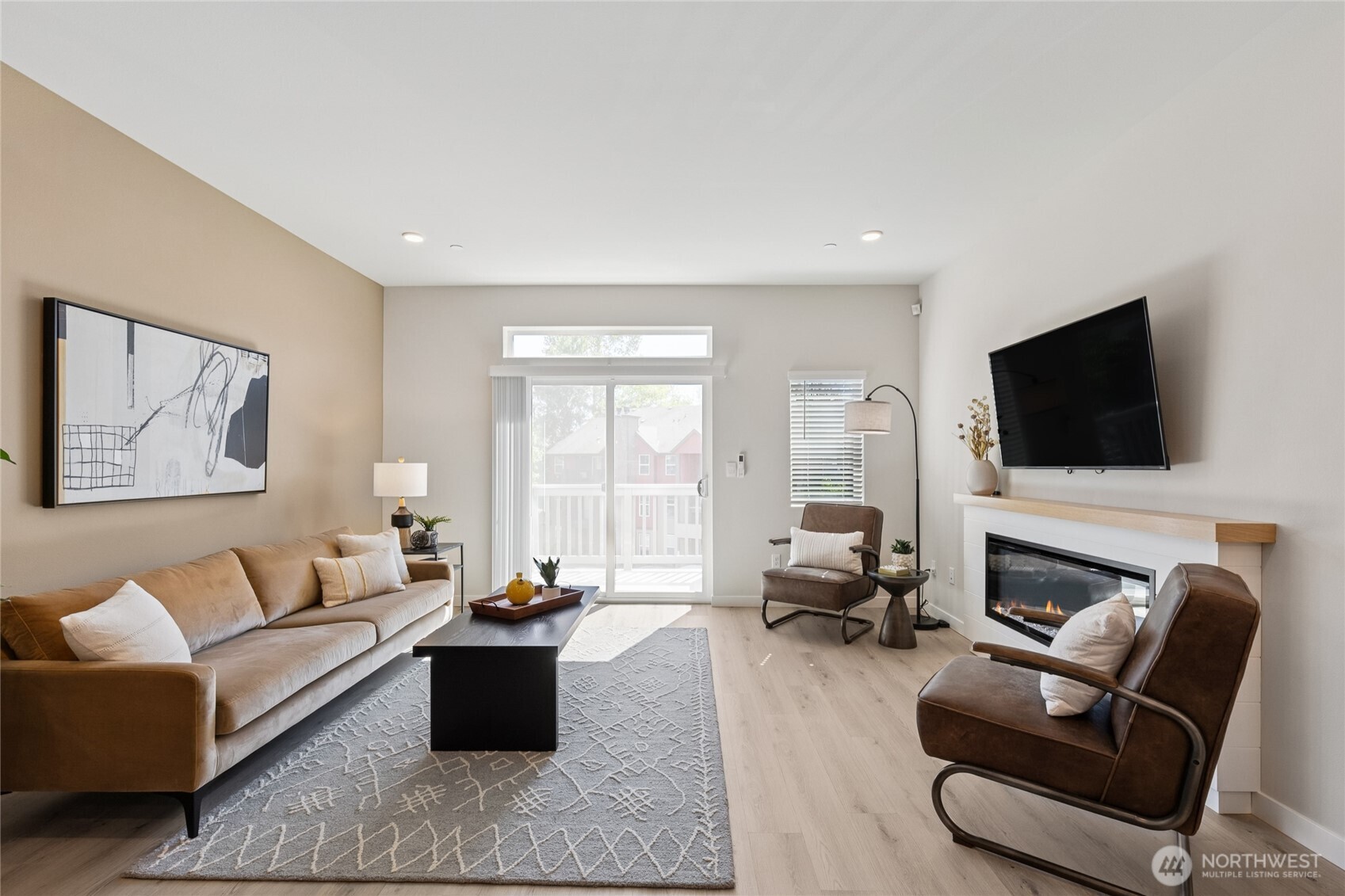 16111 36th Avenue W #J2, Lynnwood, WA 98087