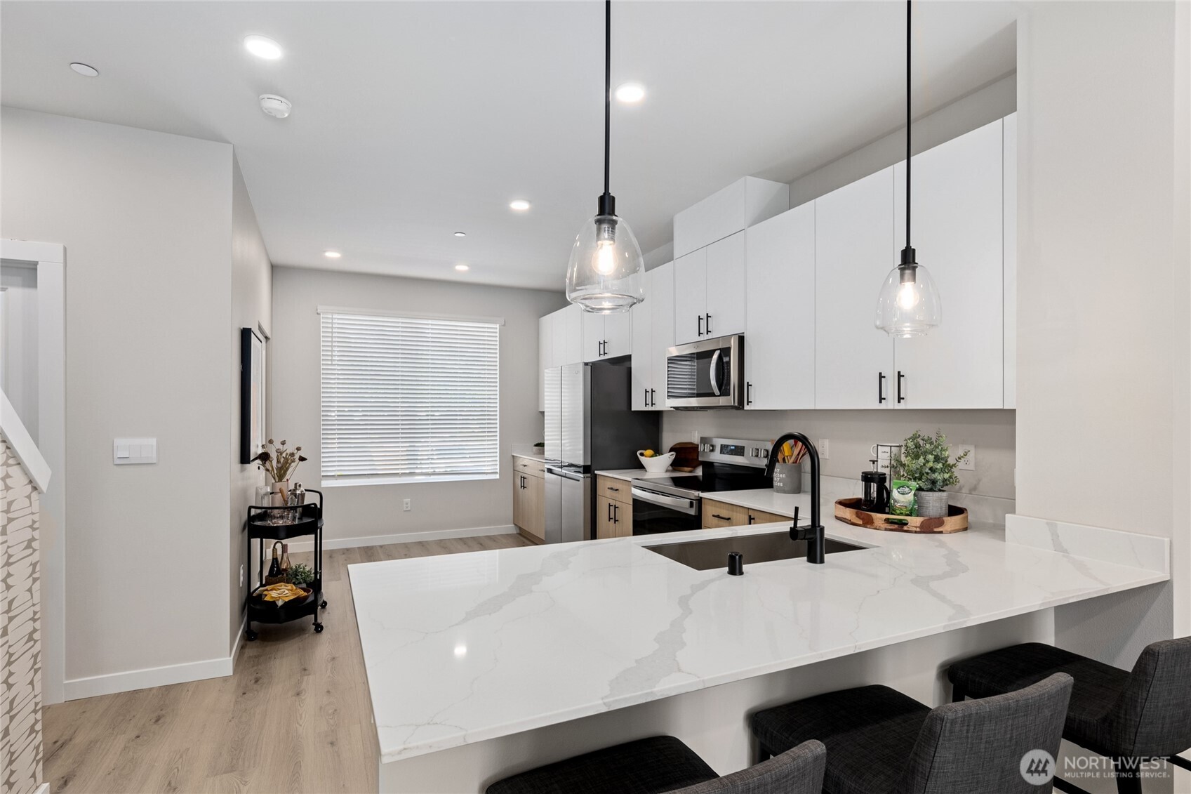 16111 36th Avenue W #J2, Lynnwood, WA 98087