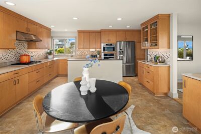 3026 38th Avenue W, Seattle, WA 98199 - Photo 22