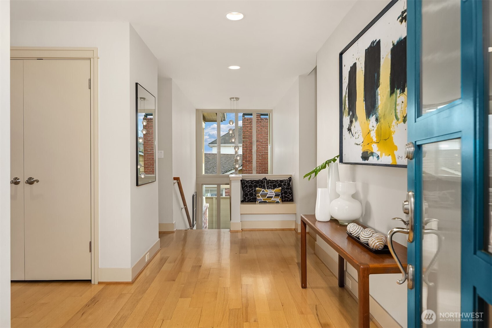 3026 38th Avenue W, Seattle, WA 98199