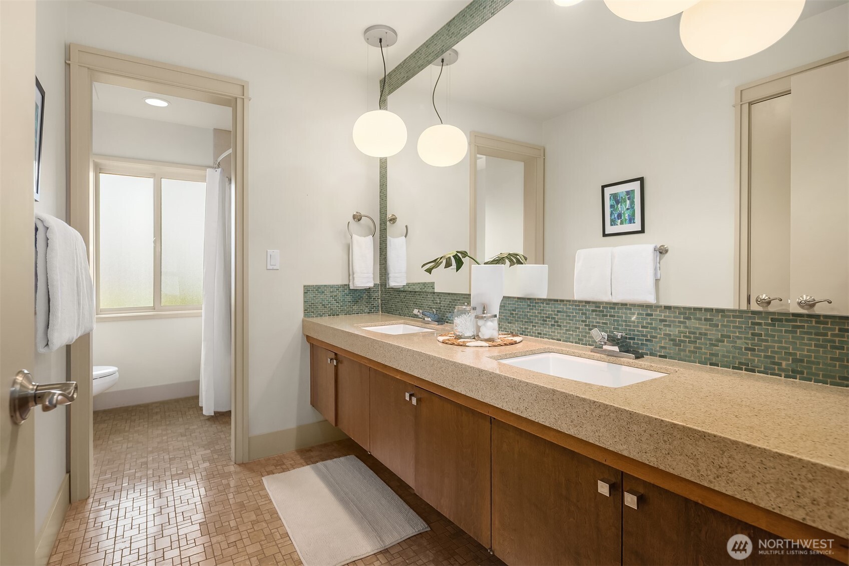 3026 38th Avenue W, Seattle, WA 98199