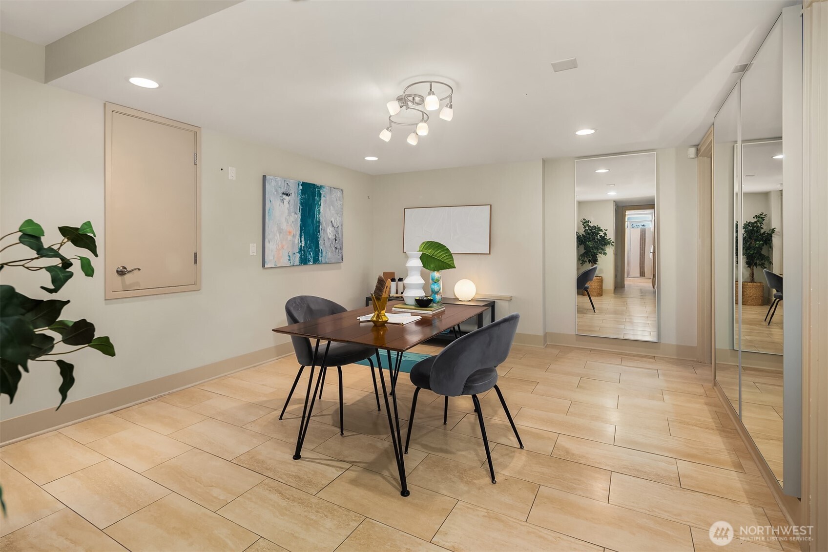 3026 38th Avenue W, Seattle, WA 98199