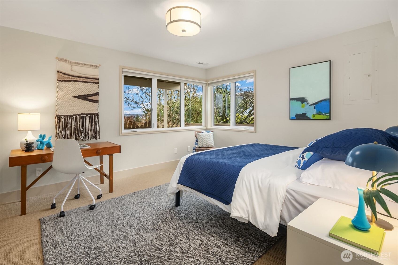 3026 38th Avenue W, Seattle, WA 98199