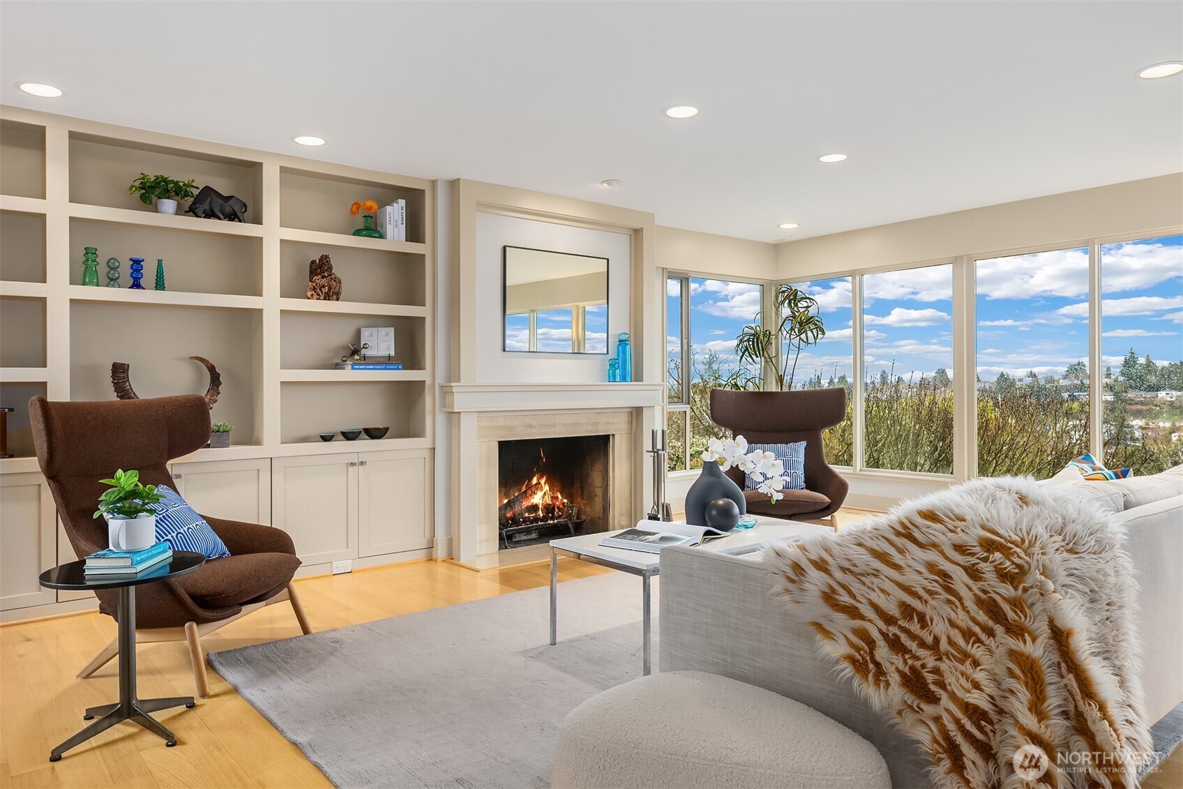 3026 38th Avenue W, Seattle, WA 98199