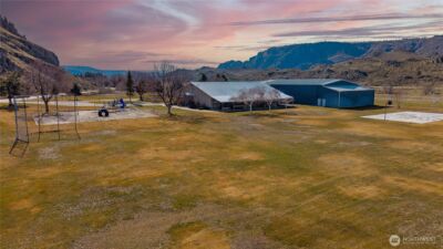 115 Valley Rd. #B, Brewster, WA 98812 - Photo 1