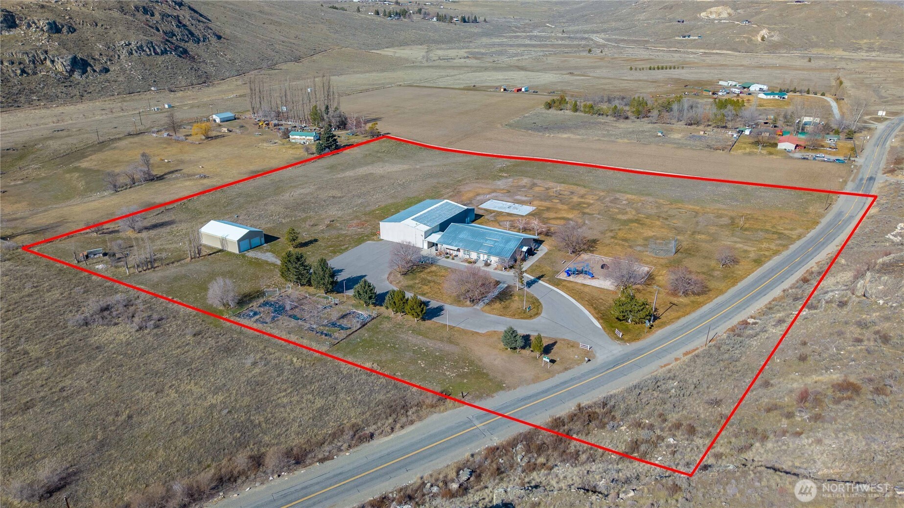 115 Valley Rd. #B, Brewster, WA 98812