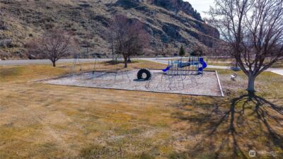 115 Valley Rd. #B, Brewster, WA 98812 - Photo 7