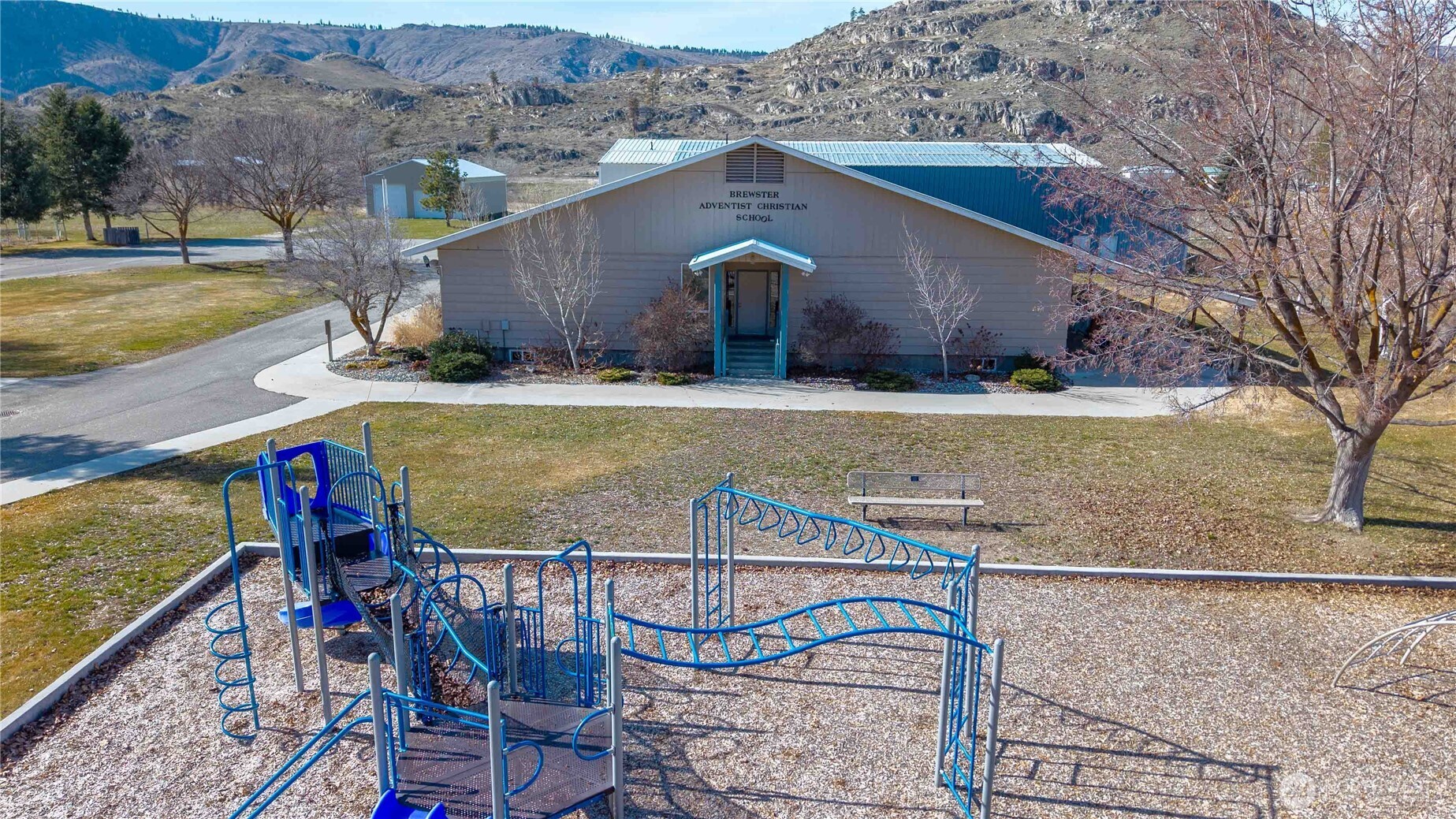 115 Valley Rd. #B, Brewster, WA 98812