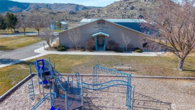 115 Valley Rd. #B, Brewster, WA 98812 - Photo 9