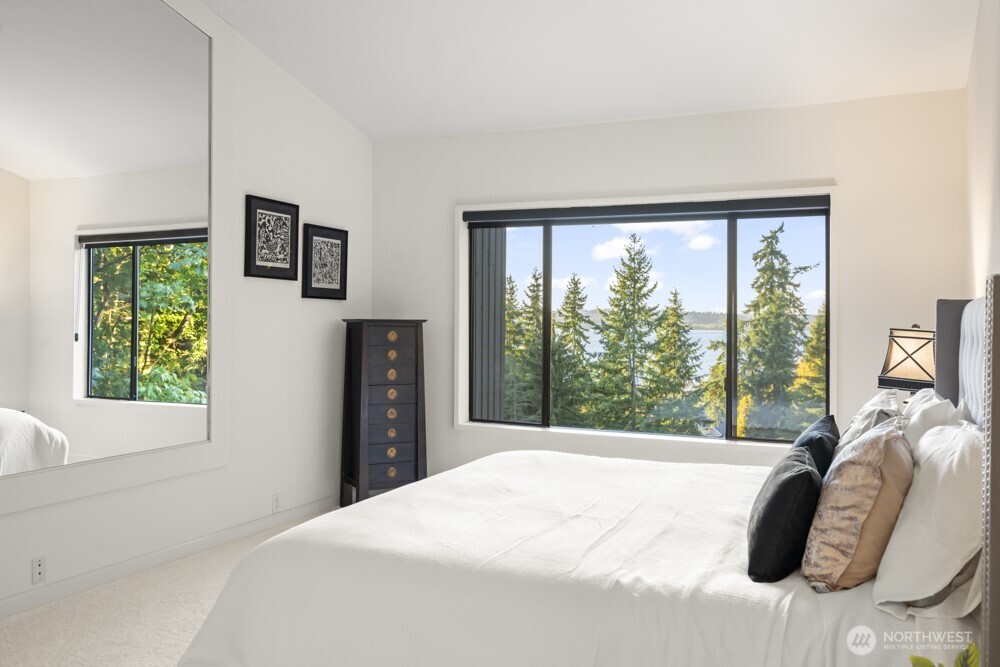 4617 103rd Lane NE, Kirkland, WA 98033