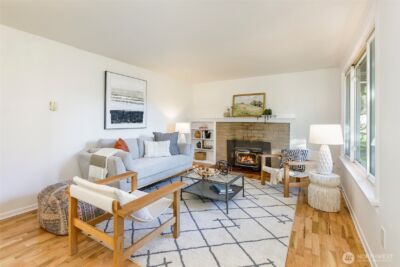 12343 11th Avenue NE, Seattle, WA 98125 - Photo 3