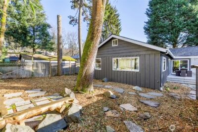 12343 11th Avenue NE, Seattle, WA 98125 - Photo 32